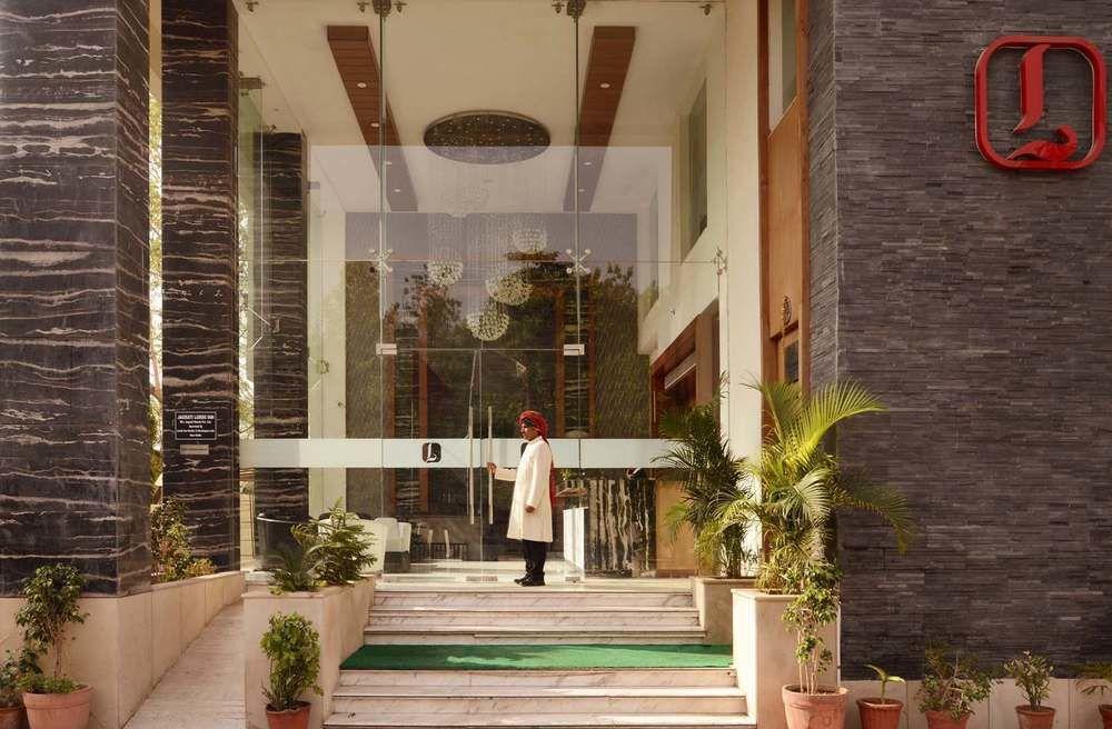 Jagrati Ananta Express Hotel Jaipur Exterior photo